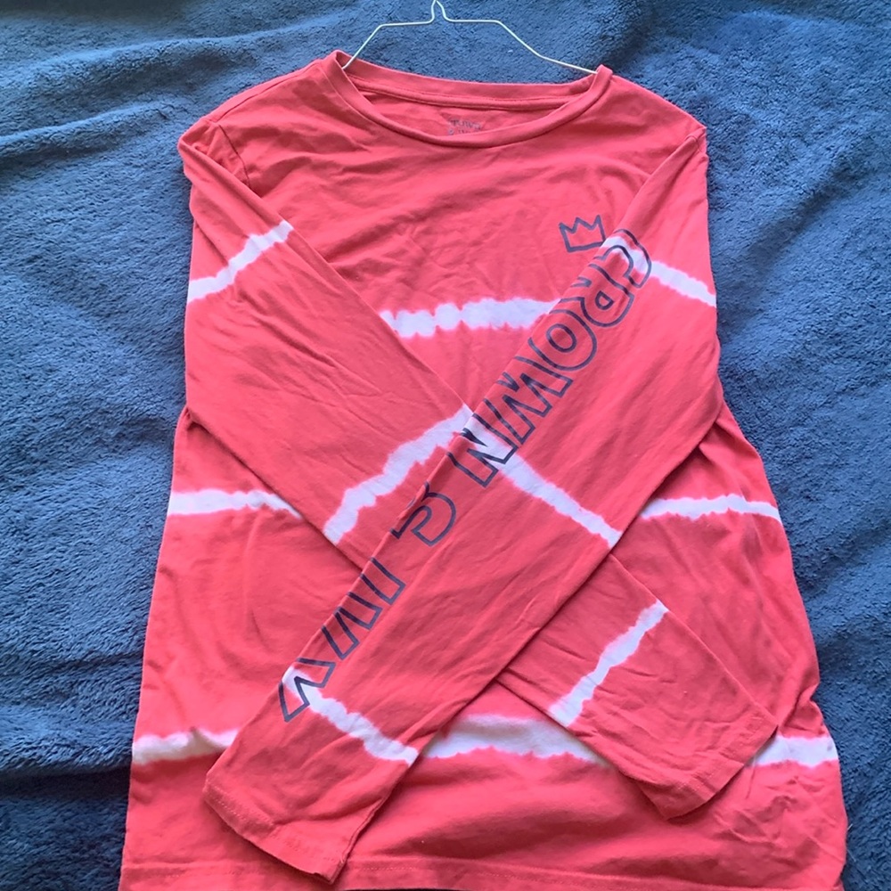Pink and white crown and ivy long sleeve shirt